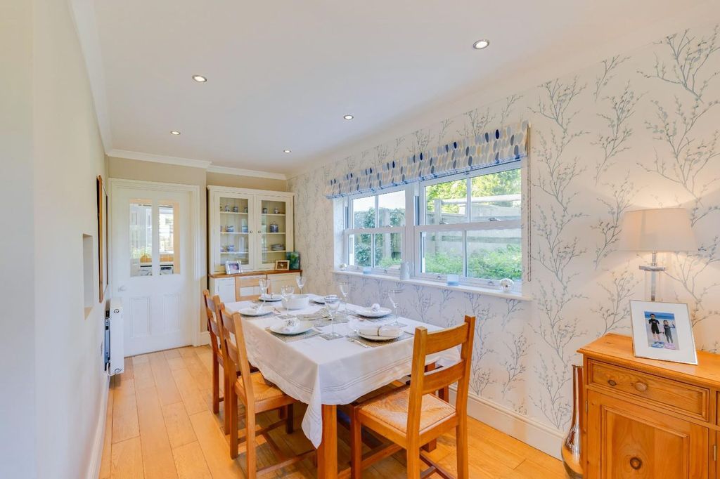 Property photo 2 of 26 Dining Room