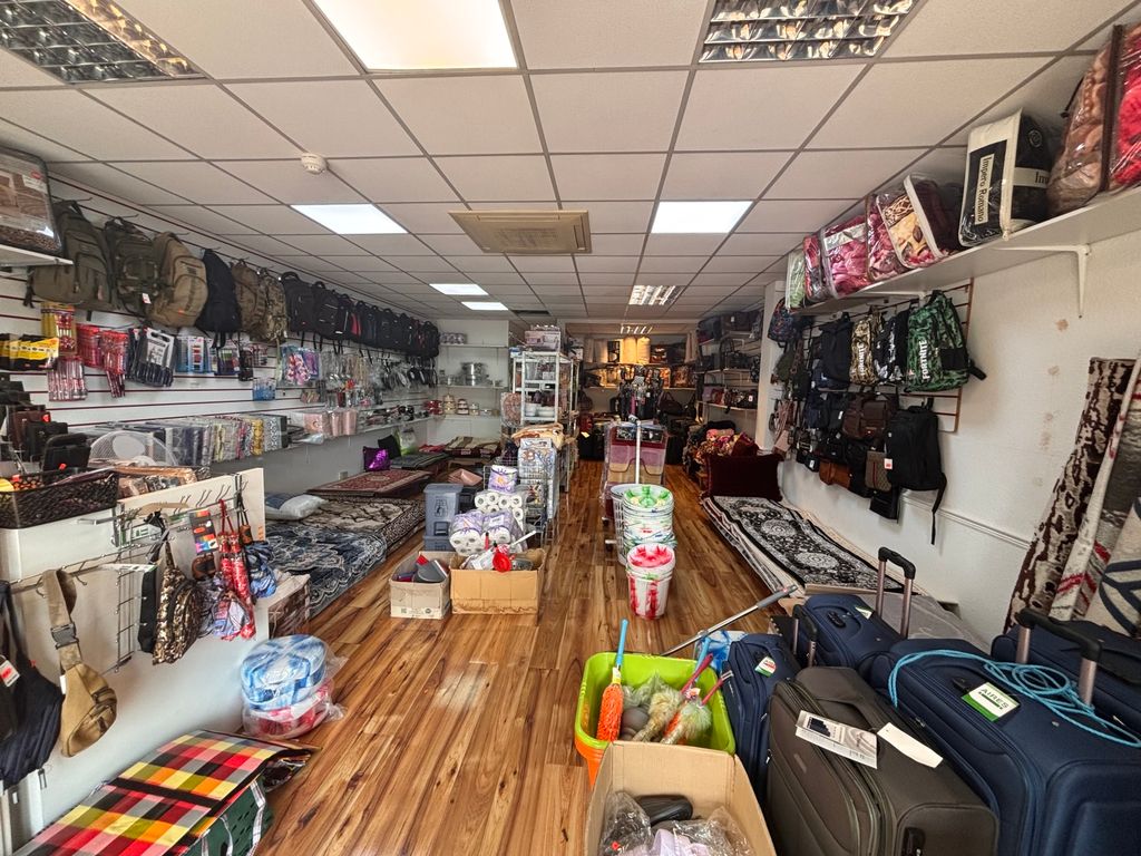 Property photo 2 of 7 Picture No. 05