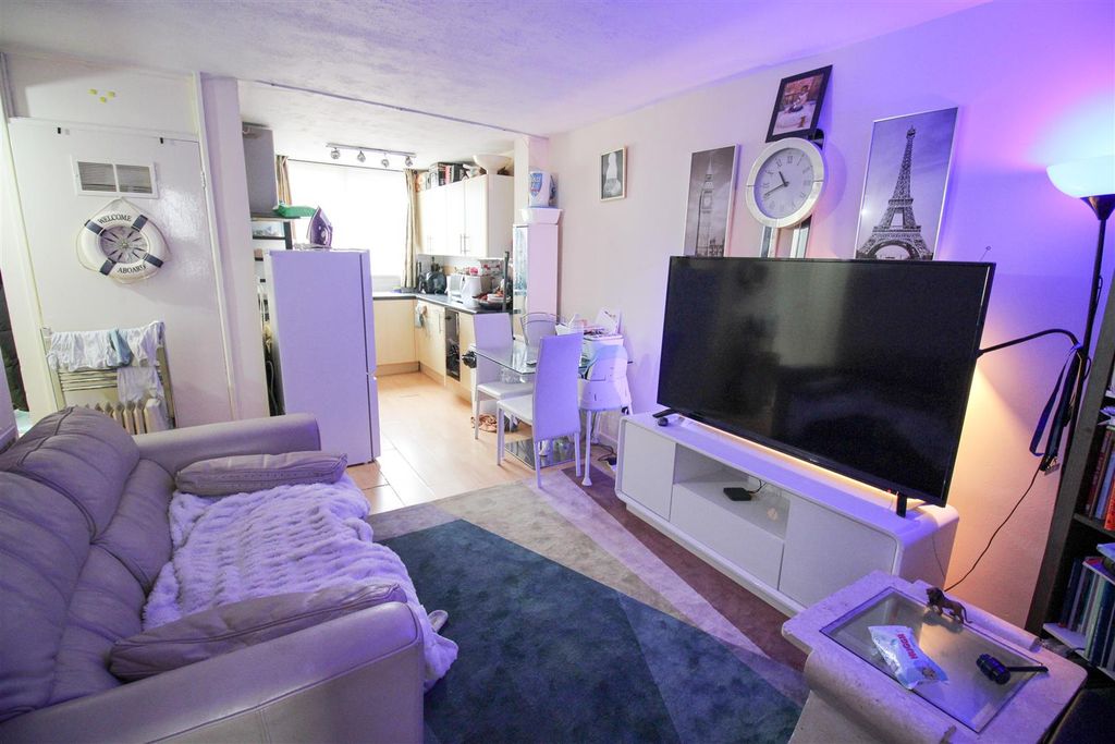 Property photo 3 of 7 Img_5763.Jpg
