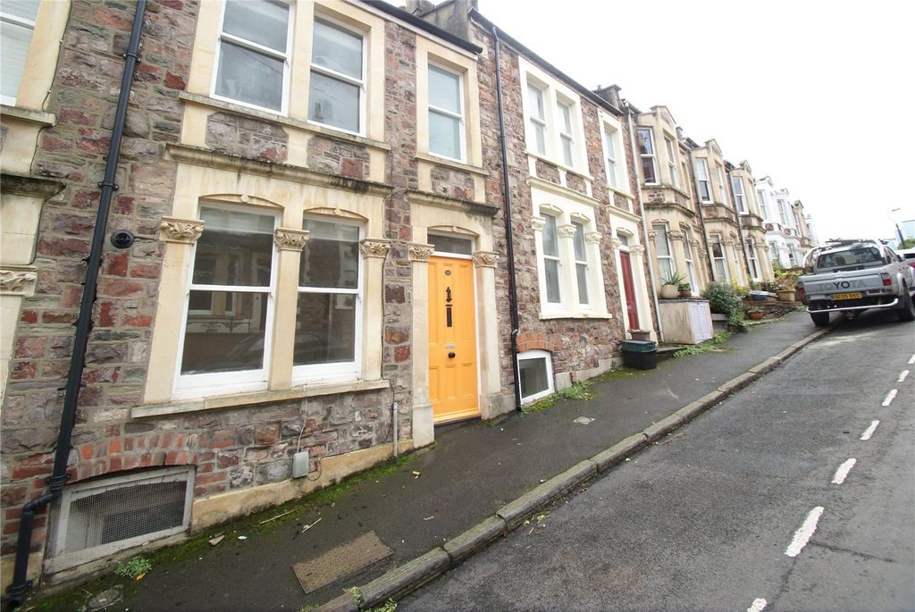 Property photo 2 of 14 Picture No. 02