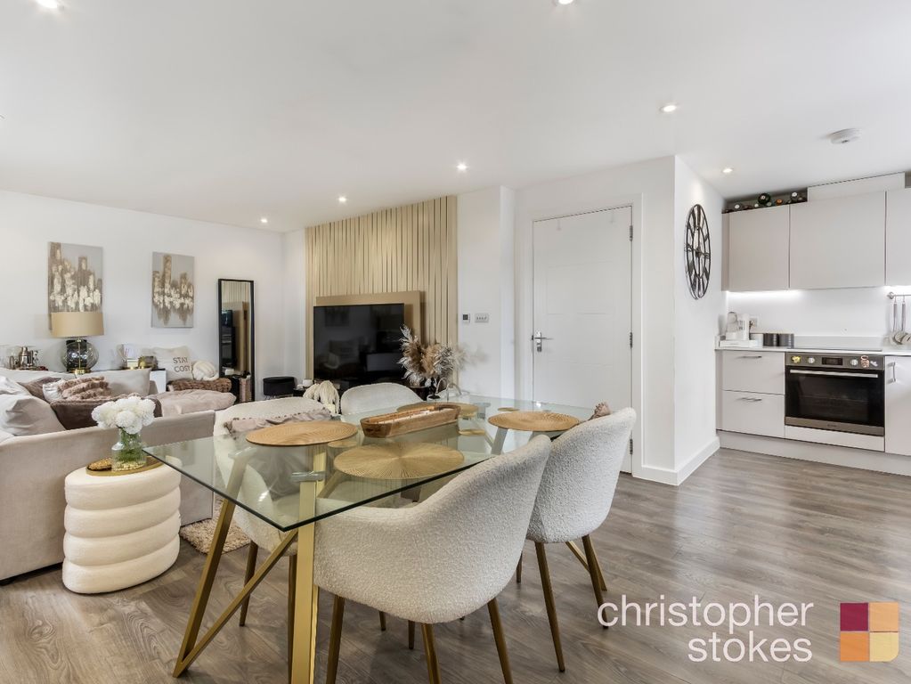 Property photo 3 of 16 4502033
