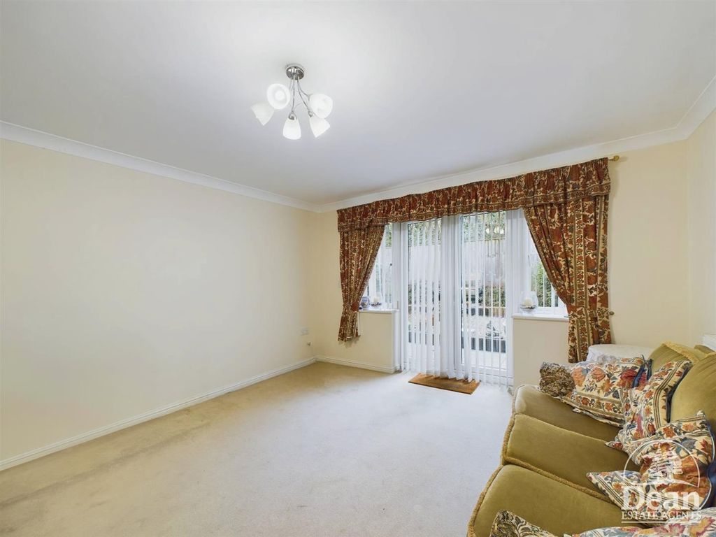 Property photo 2 of 16