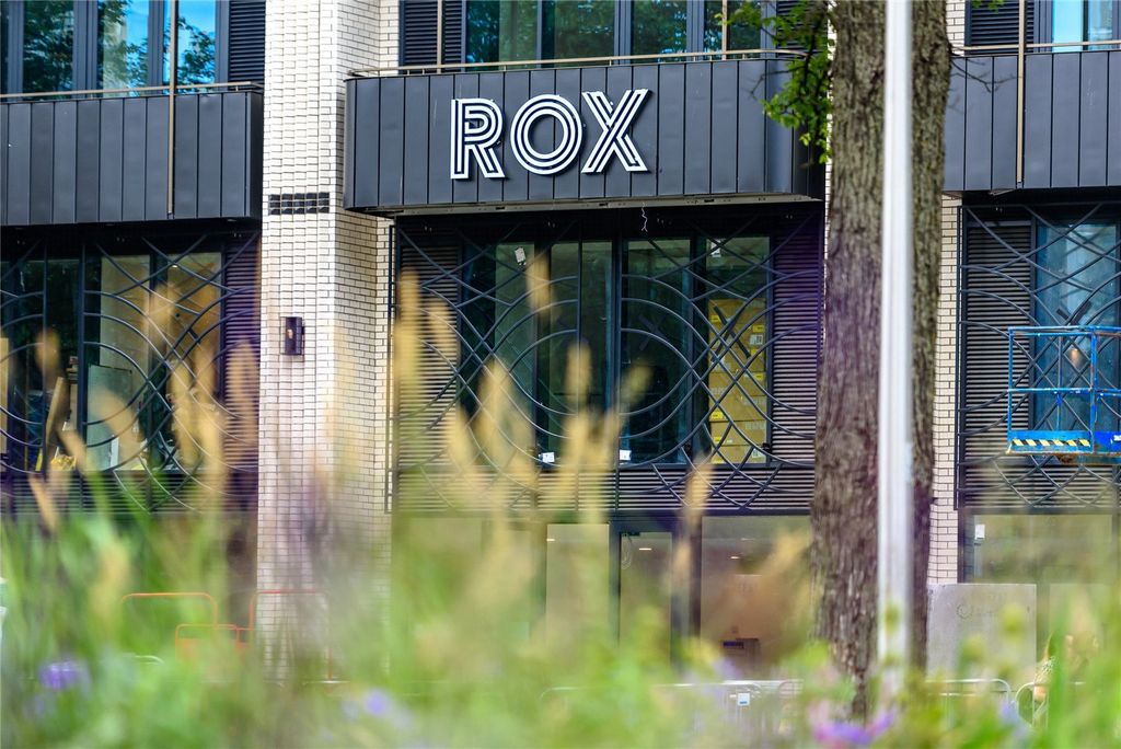 Property photo 1 of 6 Rox Brighton