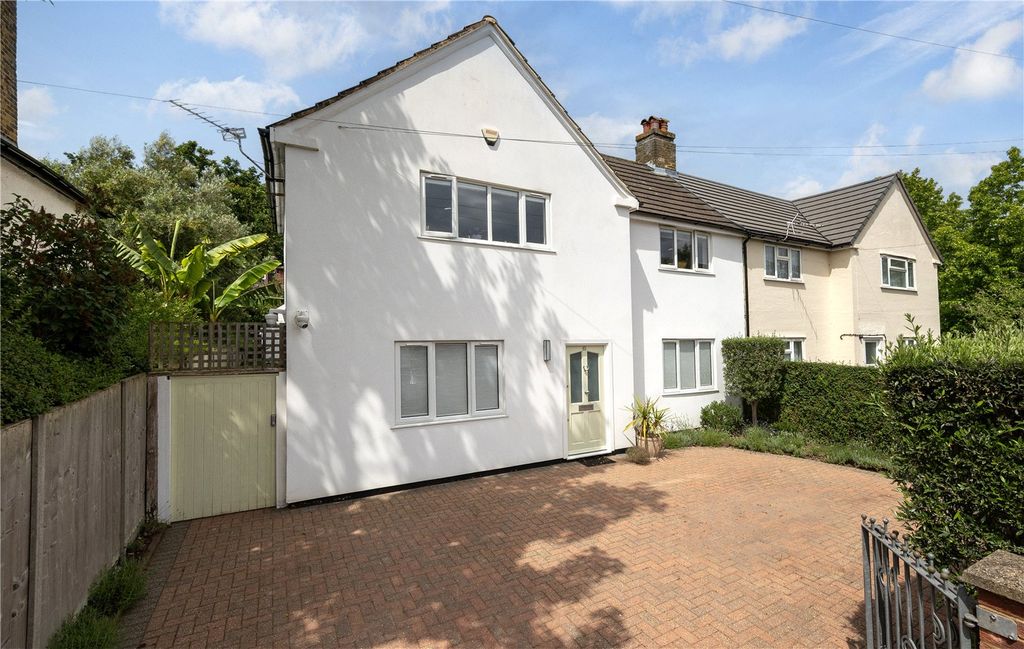 Property photo 1 of 16 Picture No. 18