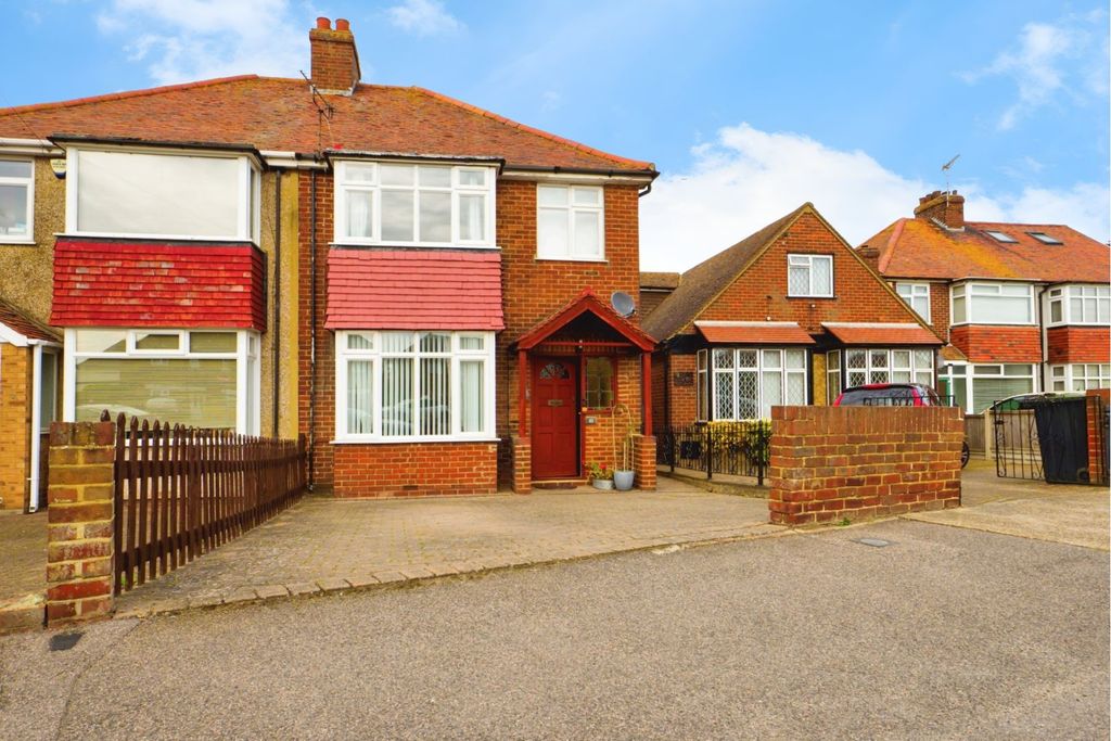 Property photo 1 of 22