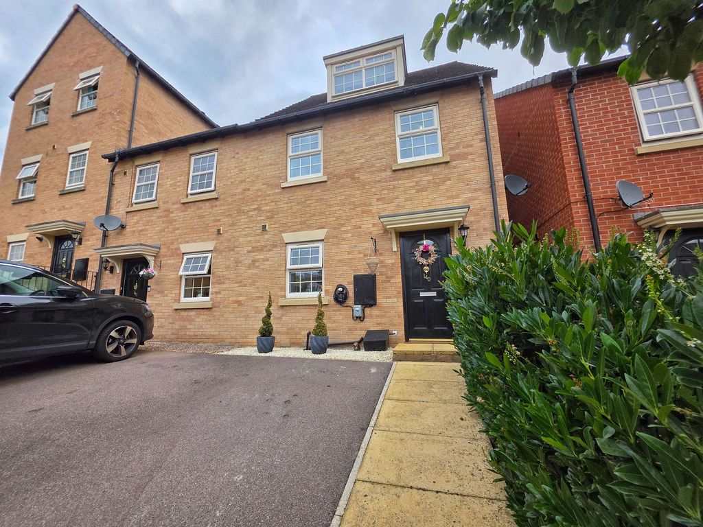 Property photo 1 of 23