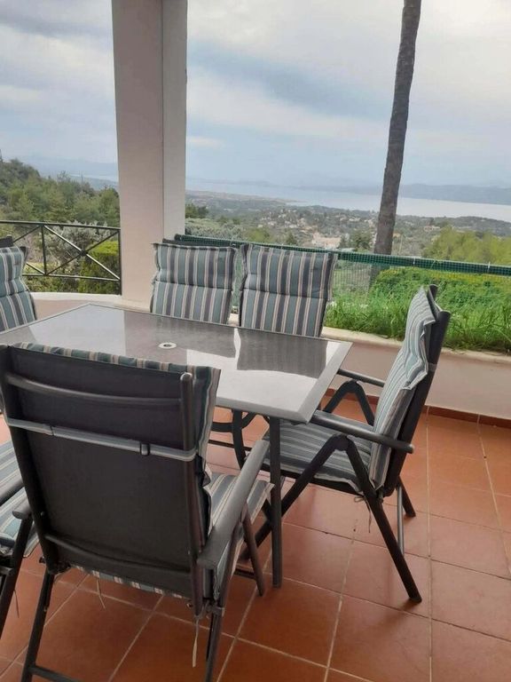 Property photo 1 of 24 For Sale Maisonette 220 m² In Attica