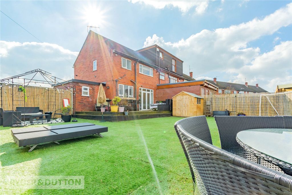 Property photo 2 of 26 Picture No. 23