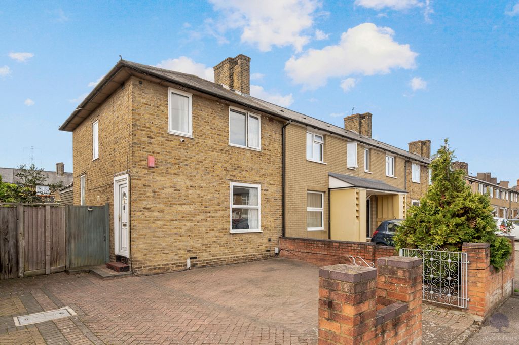 Property photo 1 of 12 Picture No. 01
