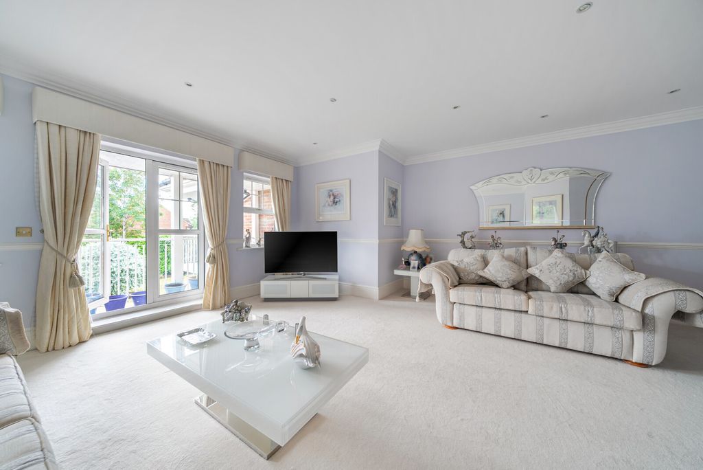 Property photo 3 of 13 1471751-5-6A1Ecf4...
