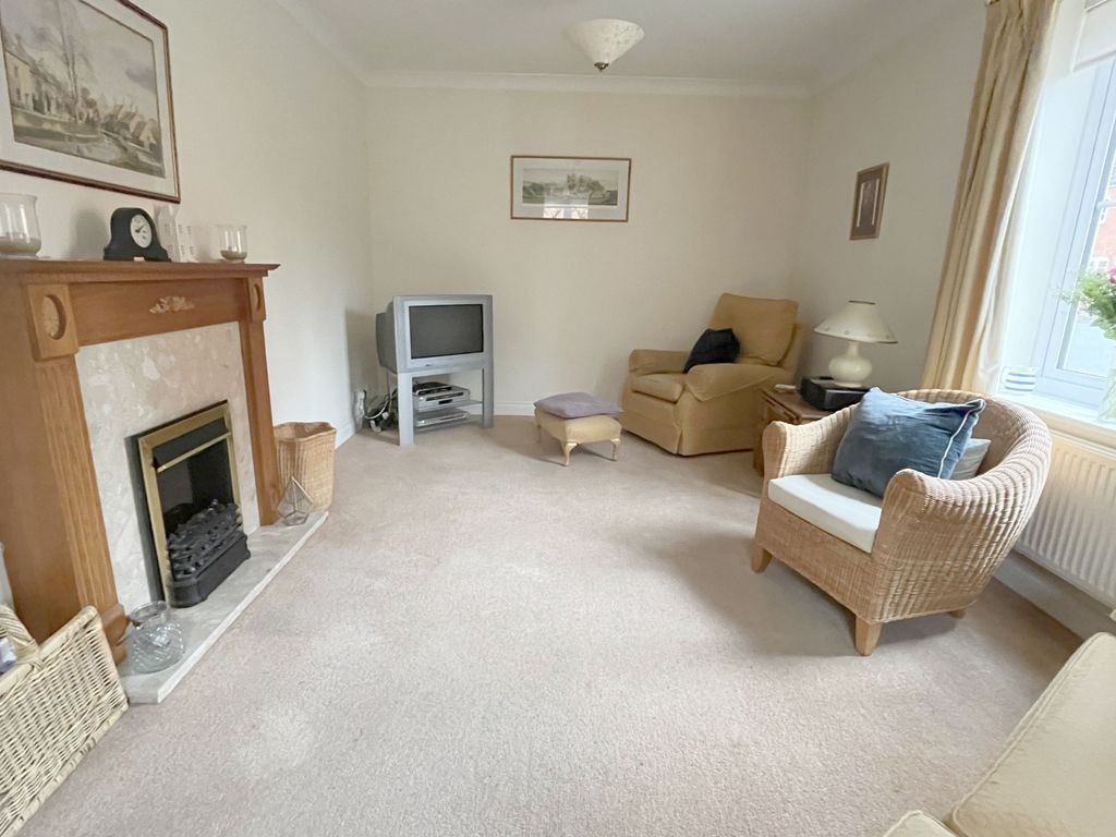 Property photo 2 of 21 Gallery