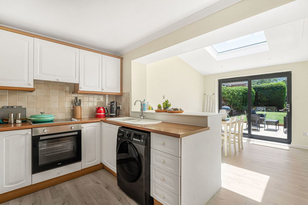 Property photo 2 of 18 4_86168