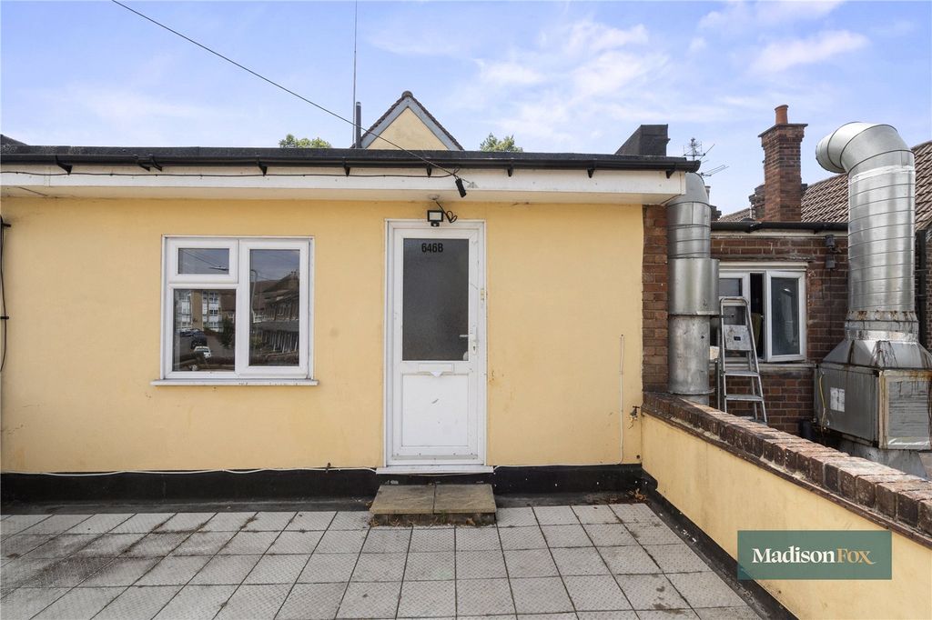 Property photo 3 of 22 Picture No. 04