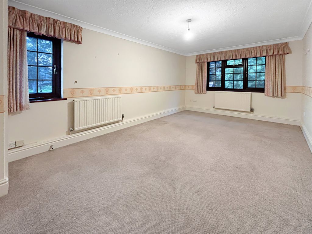 Property photo 3 of 9 3 - Picture No. 03