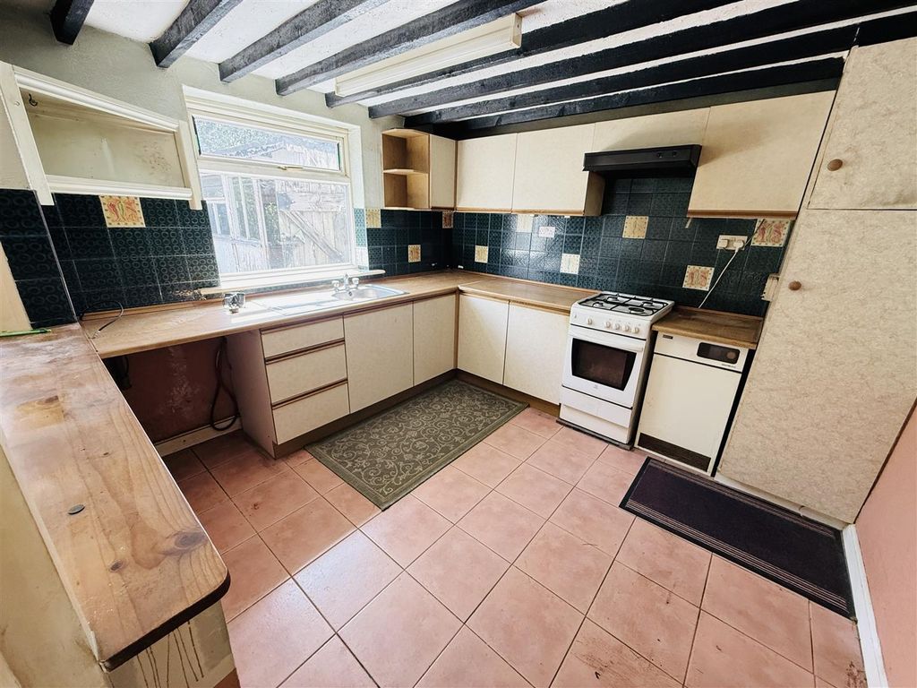 Property photo 2 of 20 Kitchen/ Diner