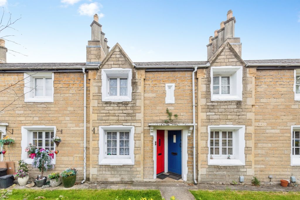 Property photo 1 of 11