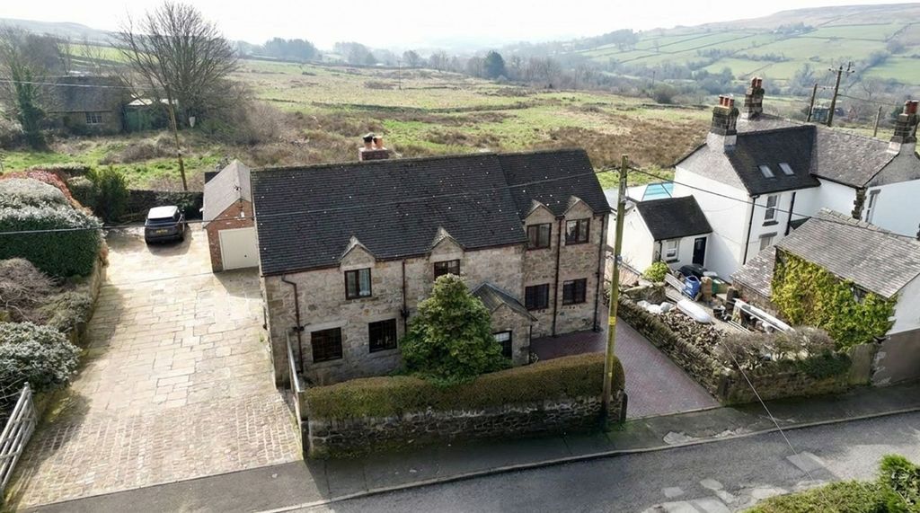 Property photo 1 of 37