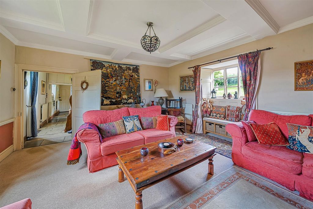 Property photo 3 of 29 Sitting Room