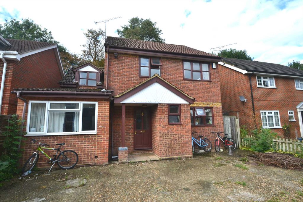 Property photo 2 of 13