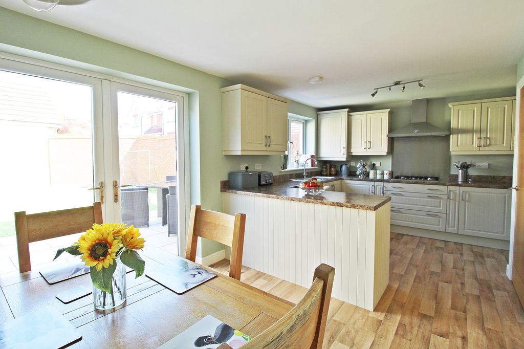 Property photo 2 of 27 Kitchen-Diner