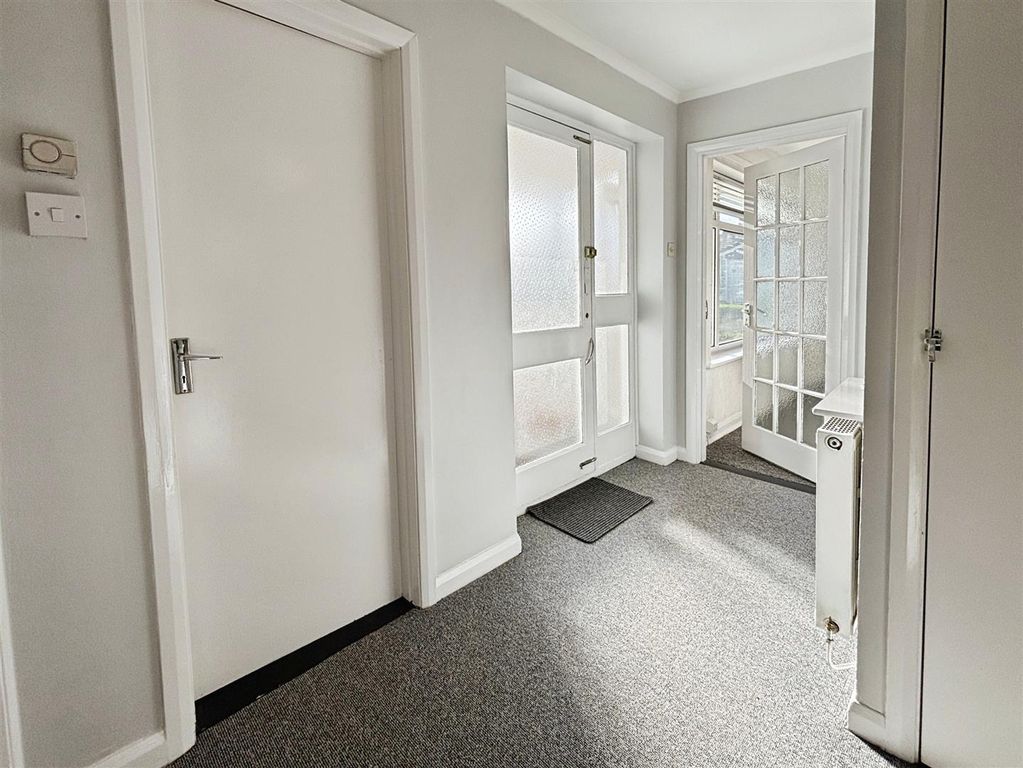 Property photo 3 of 20 Hallway.Jpg