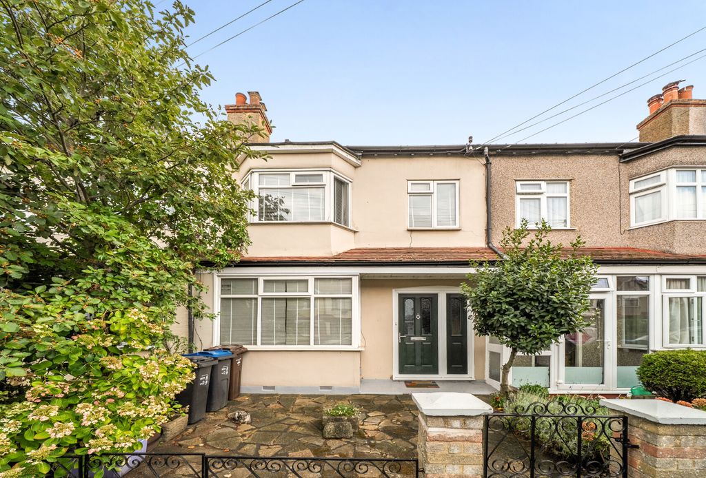 Property photo 1 of 23 1-6A917F4882470-1...