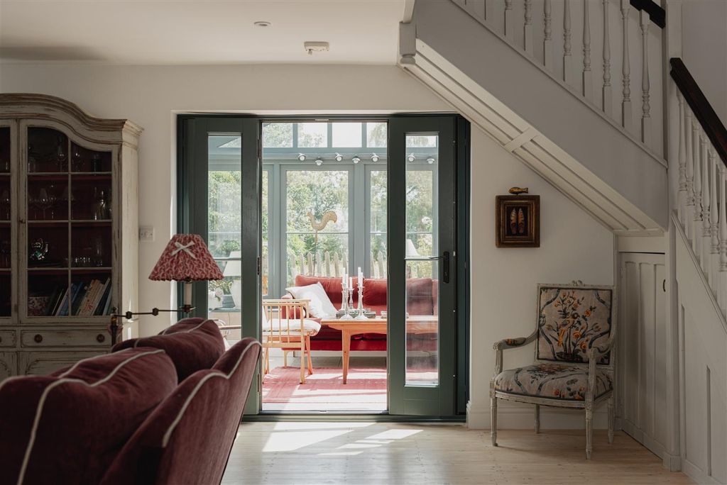 Additional image 11 of 2 bed detached house for saleDuxhurst Lane, Reigate RH2