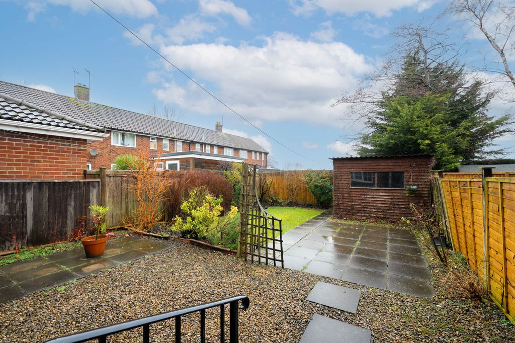 Property photo 3 of 18