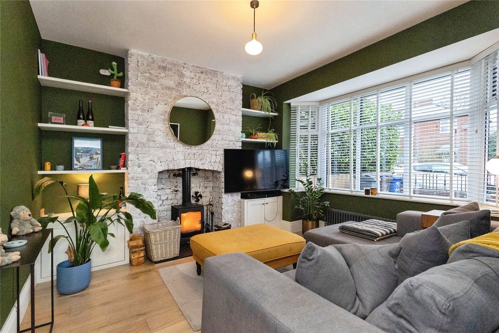 Property photo 3 of 21 Picture No. 34