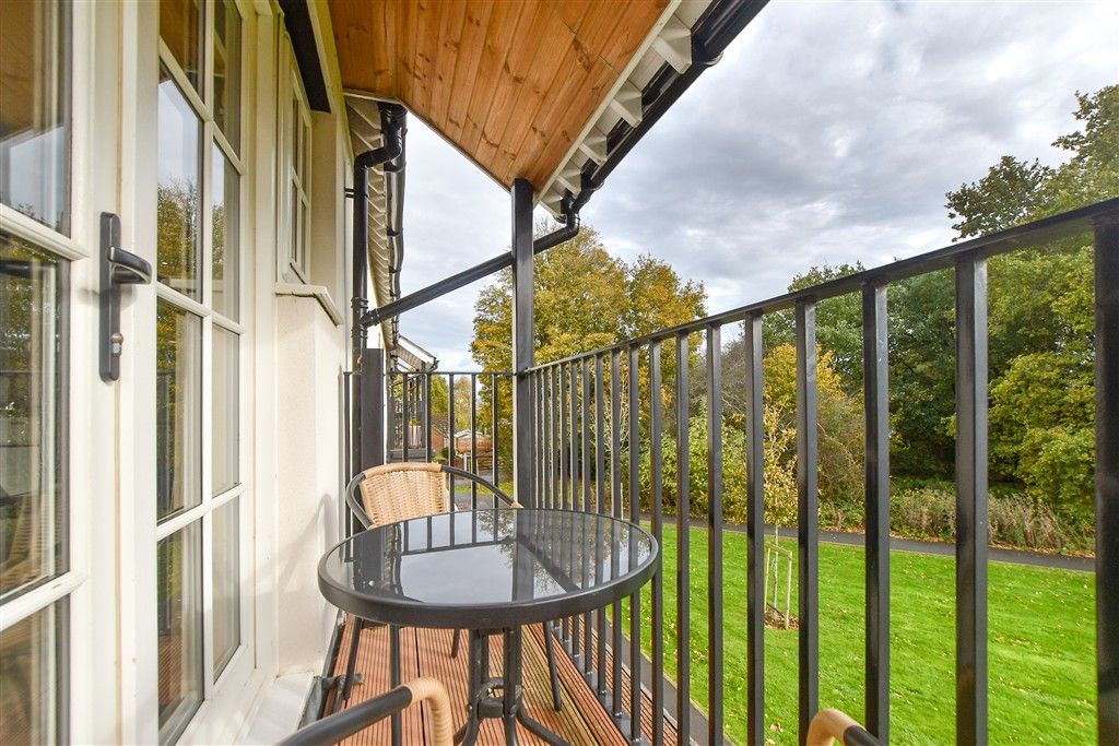 Property photo 2 of 13 Balcony