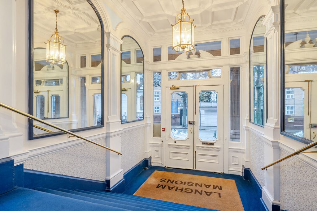 Property photo 3 of 17 1423946-20-69Ab12...