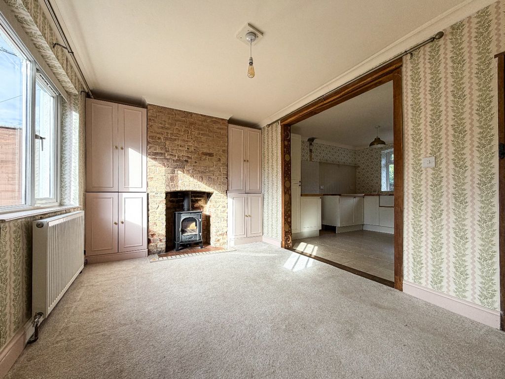 Property photo 2 of 15 5533362