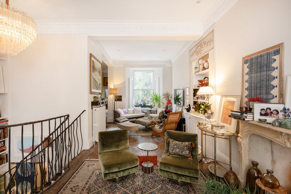 Property photo 2 of 22