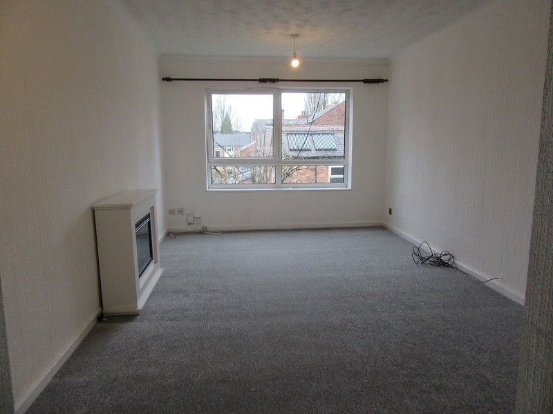 Property photo 3 of 12 Living Room