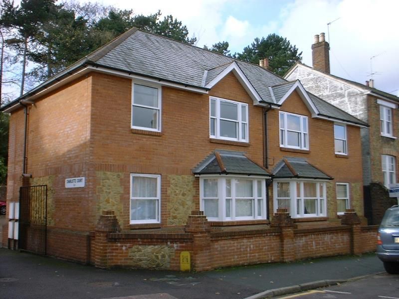 Property photo 1 of 5