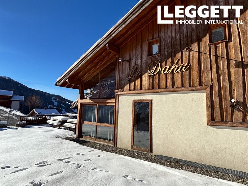 Property photo 1 of 10