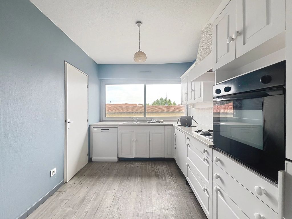 Property photo 3 of 10 19F85Defd32cc291B4Bf0953Bc6A0d79_c8574Eba95_2896-Big