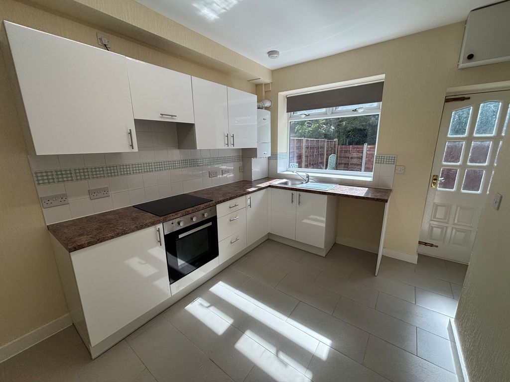 Property photo 1 of 12 Kitchen