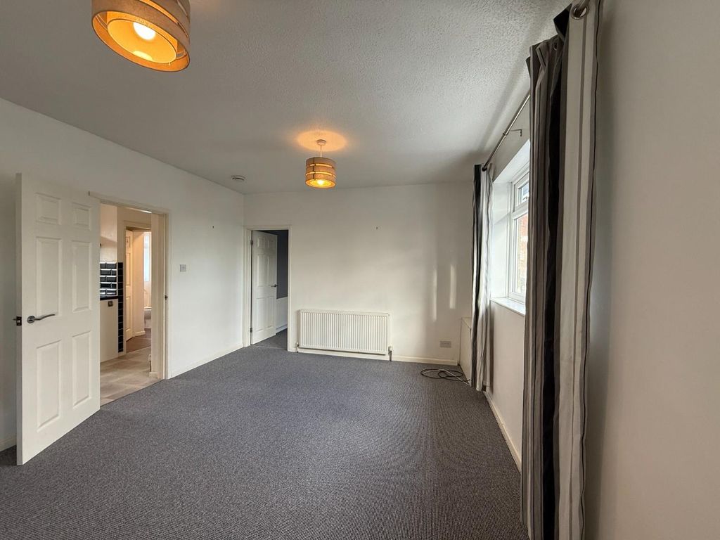 Property photo 3 of 8 Img_3913 2.Jpg