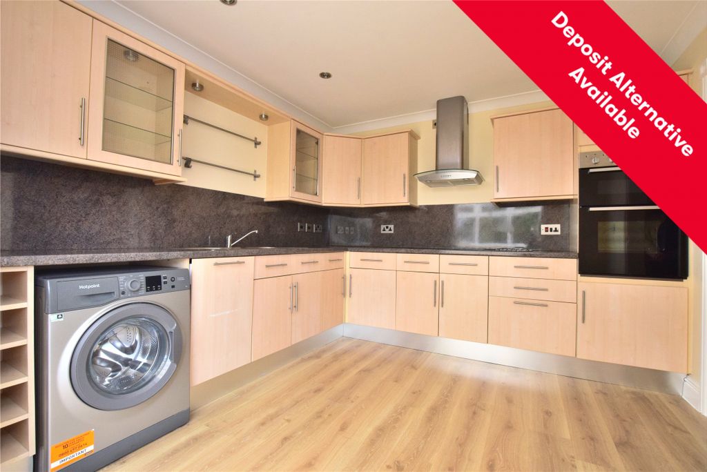 Property photo 1 of 18 Kitchen