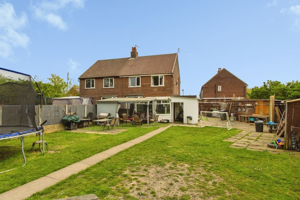 Property photo 2 of 16 Rear Garden