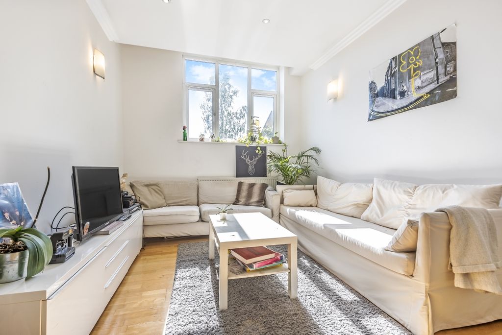 Property photo 2 of 6 498148 (2)