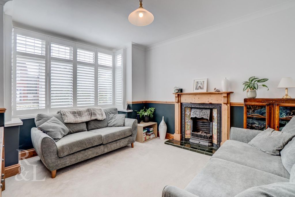 Property photo 2 of 23 Batched (24).Jpg