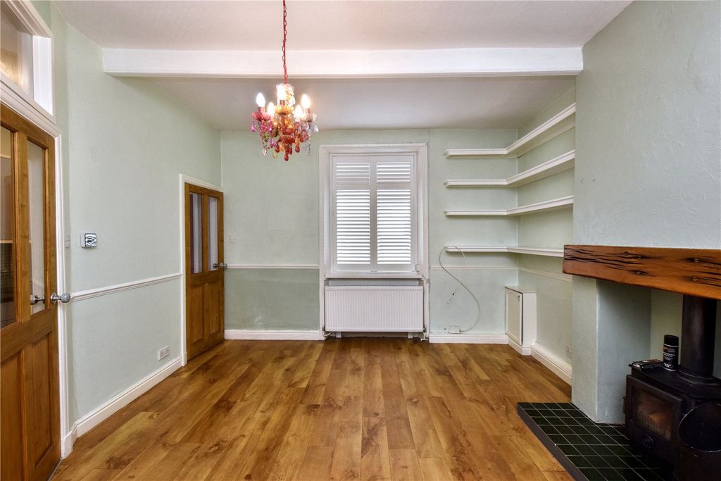 Property photo 2 of 10 Picture No. 44