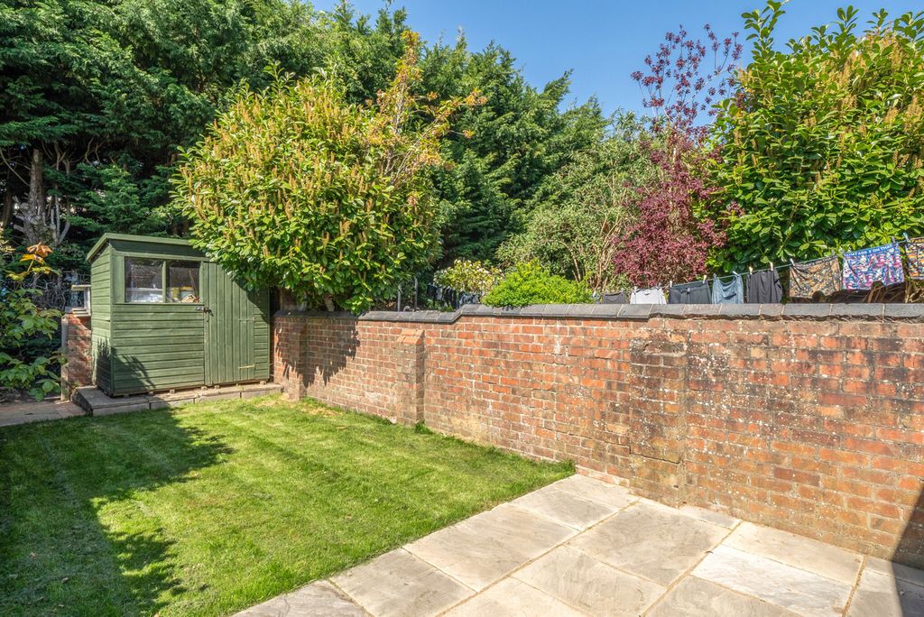 Property photo 3 of 22 1448947-11-69Ea2F...