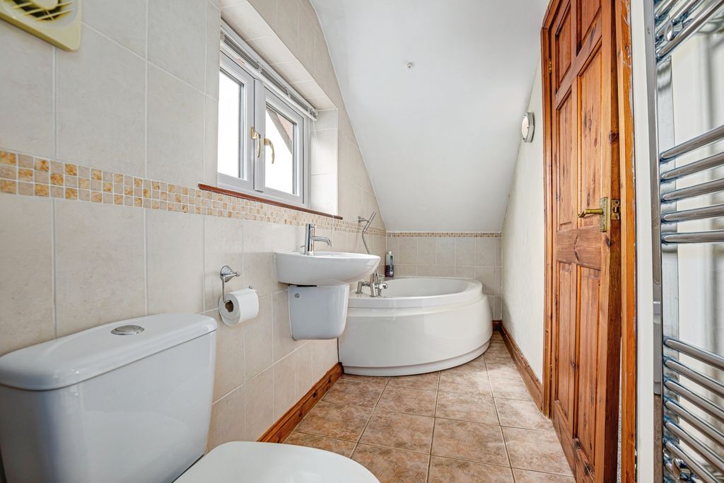 Additional image 9 of 3 bed semi-detached house for salePenygarreg Close, Pant, Oswestry, Shropshire SY10