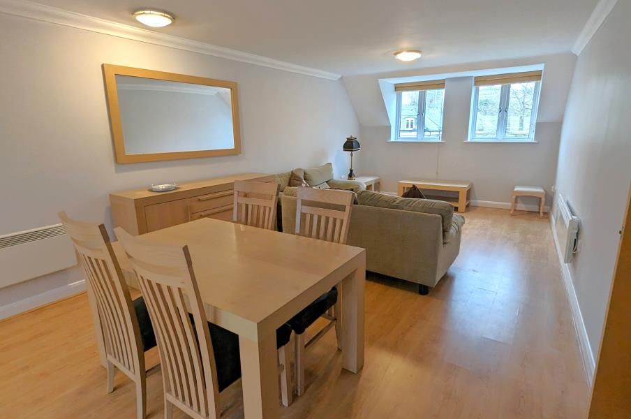 Property photo 3 of 11