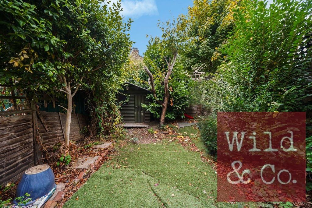 Property photo 2 of 26 Mildenhall Road - Sltrjlhtblepsn3H09Mw.Jpg