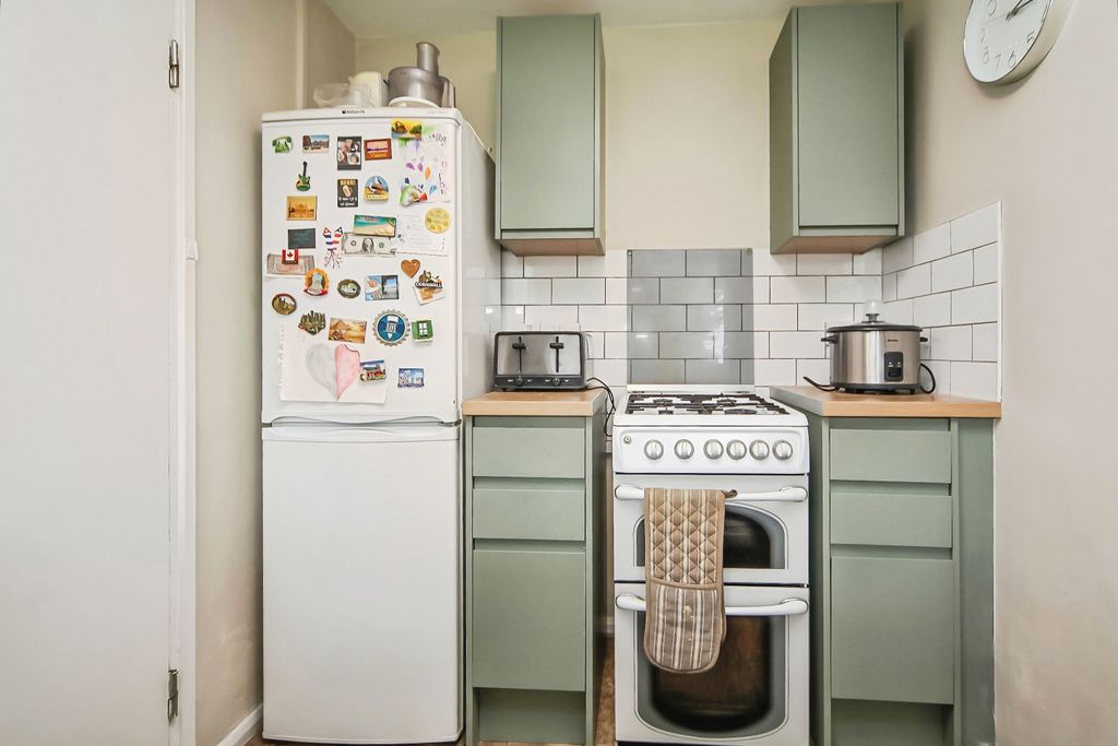 Property photo 3 of 19 5c687894-Image00010.Jpg