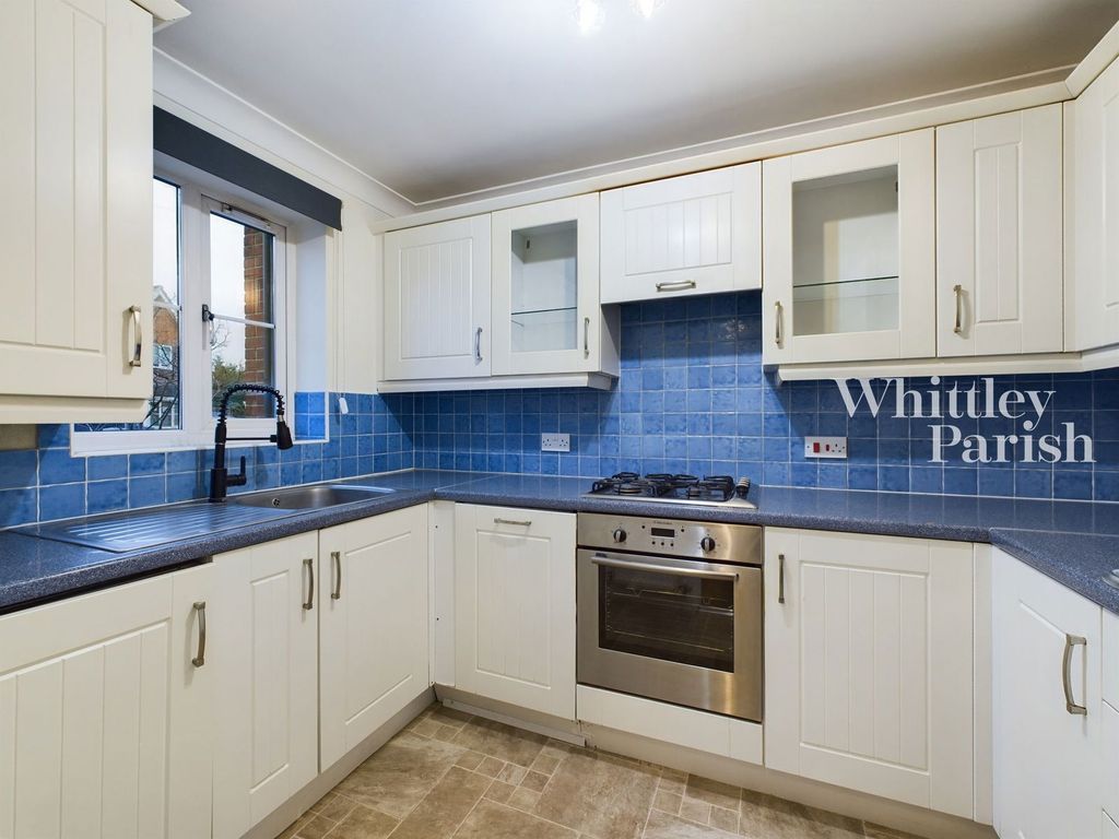 Property photo 3 of 14